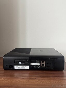 XBOX 360 - 3