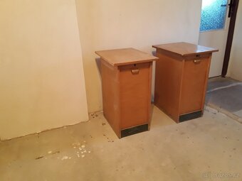 Skříňky s roletou - 3