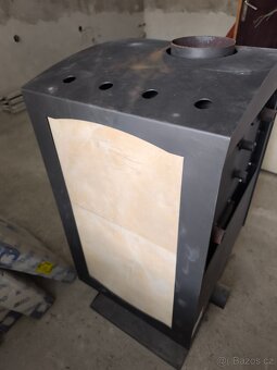 Krbová kamna s výměníkem plus radiátory - 3