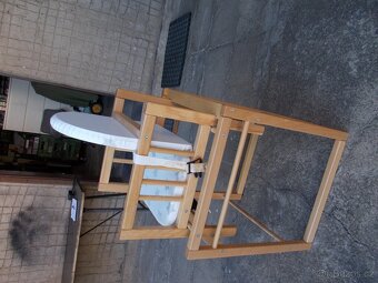 jídelní židlička - 3