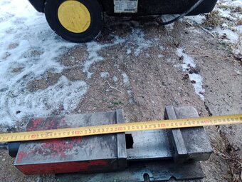 Strojní svěrák Vihorlat 200 mm - 3