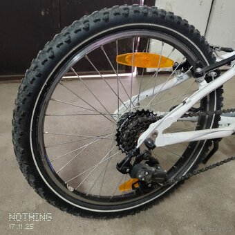 Dívčí kolo vel.20 - 3