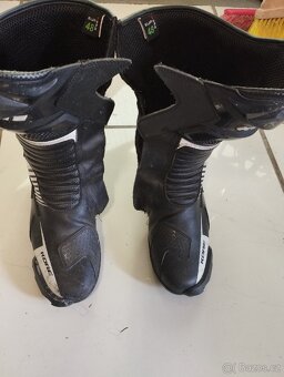Motoboty - 3