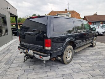 Ford Excursion - 3
