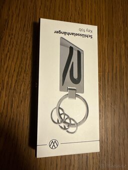 Přívěsek na klíče "R" - 3