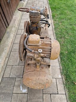 Kompresor domácí výroby 230/400V - 3