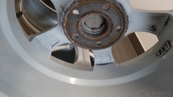 Alu kola Ford - Volvo - 7Jx16 ET-48 5x108x63,3 - 3