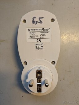 Zásuvkový termostat Regulus - 3
