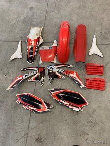 Plasty Honda + sedlo crf 250 2011 - 3