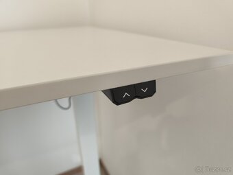 Elektrický polohovací pracovní stůl Alza Ergo - 3
