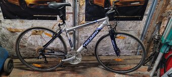 Trekingové kolo TRIUMPH 28" - 3