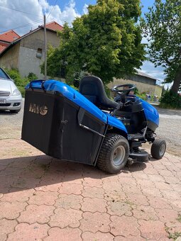 Zahradní traktůrek Castel Garden CM130 - 3
