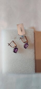 Prodám nové stříbrné náušnice s alexandritem a s bílým topaz - 3