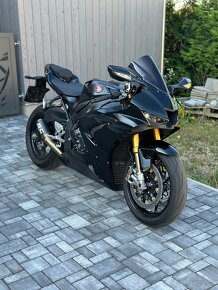 Honda CBR1000RR  SP - 3