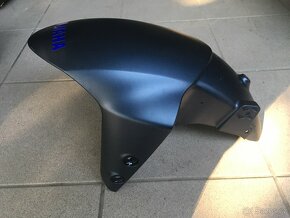 Yamaha MT-09 přední blatník - 3