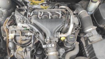 Citroen C5 sedan 2.0 hdi - motor, RHR převodovka a jíné ND - 3