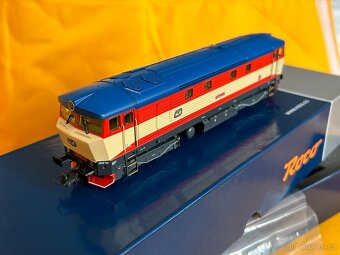 Roco Dieselová lokomotiva 749 257-2 ČD Bardotka - 7300008 - 3