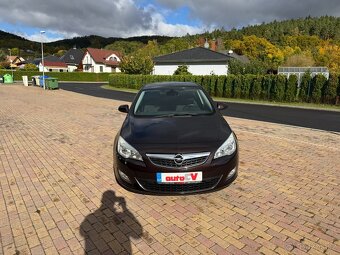 OPEL ASTRA J 1.4 T 103kW-2012-146.830KM-VÝHŘEV,AC-DOBRÝ STAV - 3