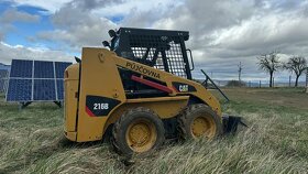Zapůjčím smykový kolový nakladač Cat 216B (3 tuny) - 3