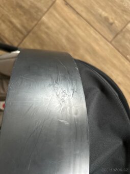 Vajicko cybex + izofix - 3