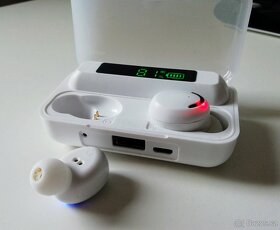 Bezdrátová sluchátka TWS Bluetooth 5.0 - 3