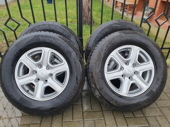 Alu kola Ford 6x139,7 r17 8j et55 pneu 265/65/17 - 3