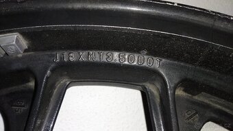 Suzuki GSX-R 750 (1985-1987) - sada kol - 3