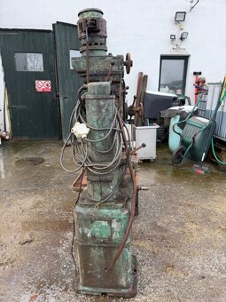 Stojanová vrtačka - 3