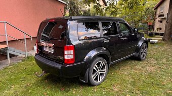 Dodge NITRO 2.8CRD 4x4 - 3