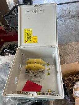 Pojistková (přípojková) skříň - 3