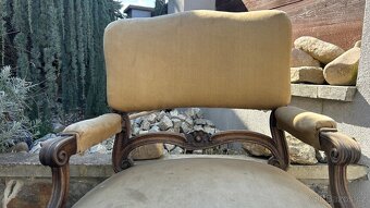 Starožitné křeslo - 3