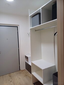 PRONÁJEM 1+kk - 3