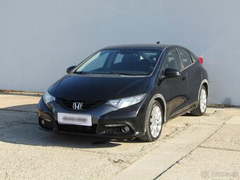 Honda Civic 2.2 CDTi , 110 kW nafta, 2012 - 3