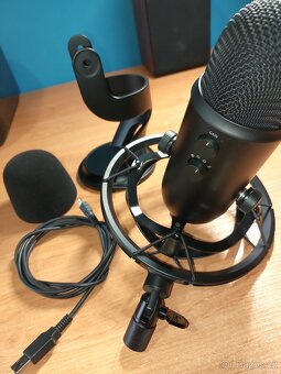 Logitech BLUE YETI USB mikrofon s příslušenstvím - 3