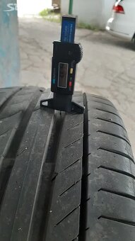Prodám 2 x letní pneu Continental 235/55/18 - 3