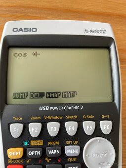 Kalkulacka Casio fx-9860GII - 3