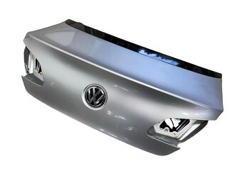 Páté dveře stříbrná metalíza LA7W VW Passat CC facelift 2013 - 3