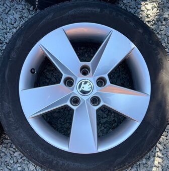 Letní kola Škoda Octavia 3, 205/55 R16 Firestone (4121) - 3