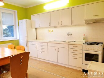 Pronájem prostorného cihlového bytu 2+1, 85 m2, Bílovice nad - 3
