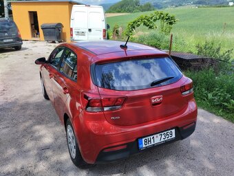 Kia Rio - 3