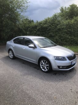 Škoda octavia-M1 Sedan, Plná výbava - 3