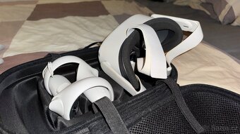 Oculus Quest 2 128GB - 3