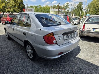 Hyundai Accent 1.4 - 3