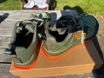 Altra Lone Peak 8 trailové boty, velikosti 44, 45, nové - 3