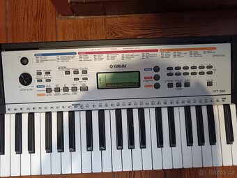 Elektronické klávesy Yamaha YPT-260 - 3