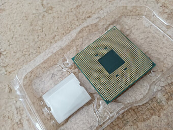 CPU AMD Ryzen 5 5500GT , sock AM4 - 3