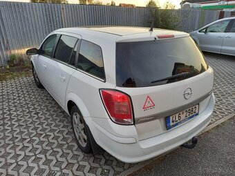 Opel Astra H, 1.7 cdti, 92 kW, 2010, edice 111 let Opel - 3