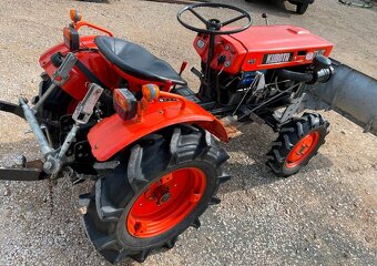 🟥 Malotraktor Kubota B7000 4x4🟥 - 3