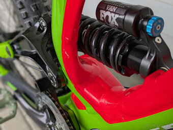 Specialized Demo 8 (2017) DH bike - 3