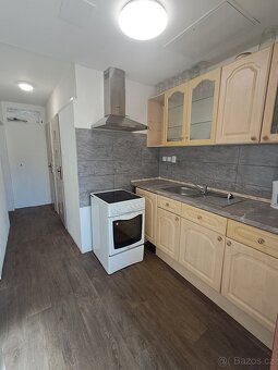 Letovice, rodinný dům 2+1 , možnost půdní vestavby - 3